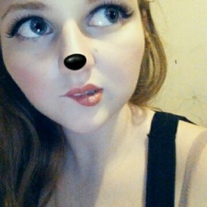 Meet your Posher, Rebecca